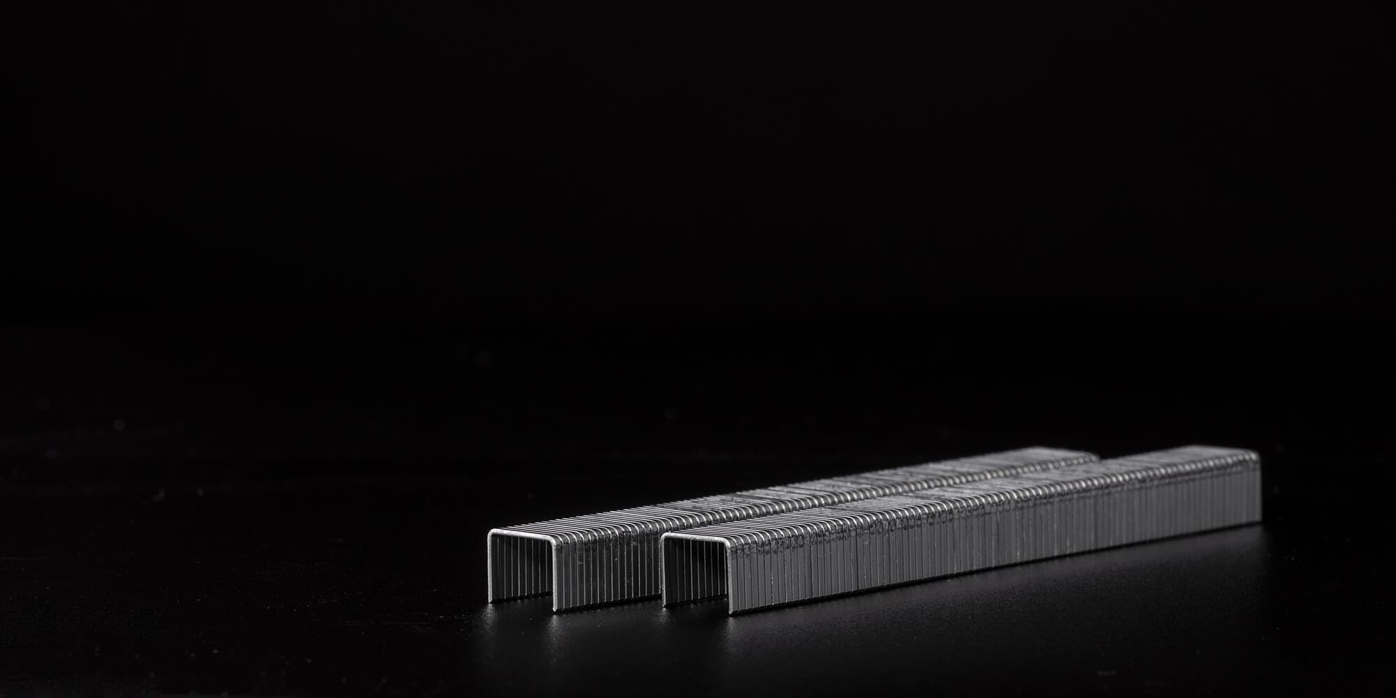 Staple JK779
